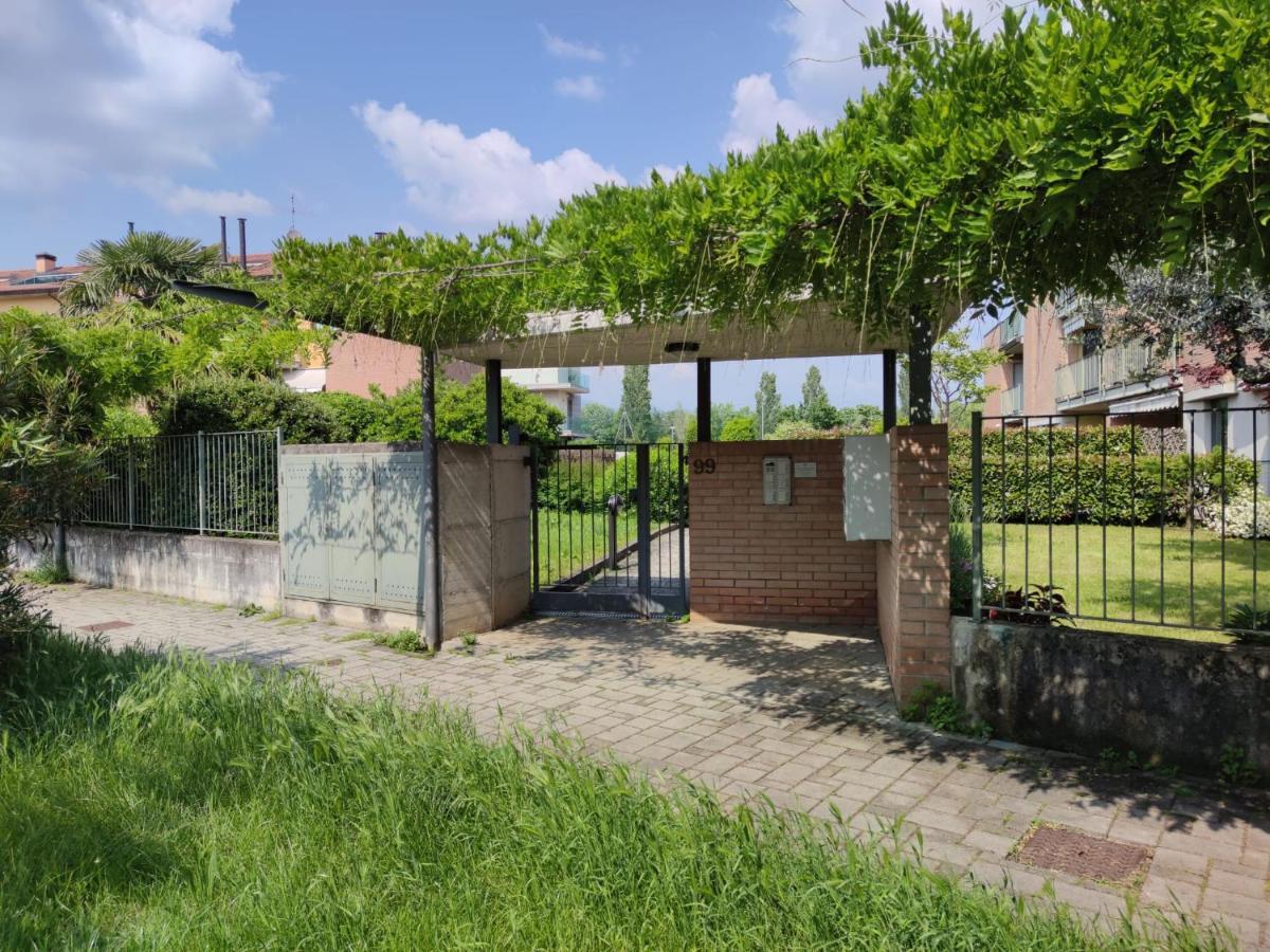 Appartamento Magnolia - Immobili E Soluzioni Rent Бергамо Экстерьер фото